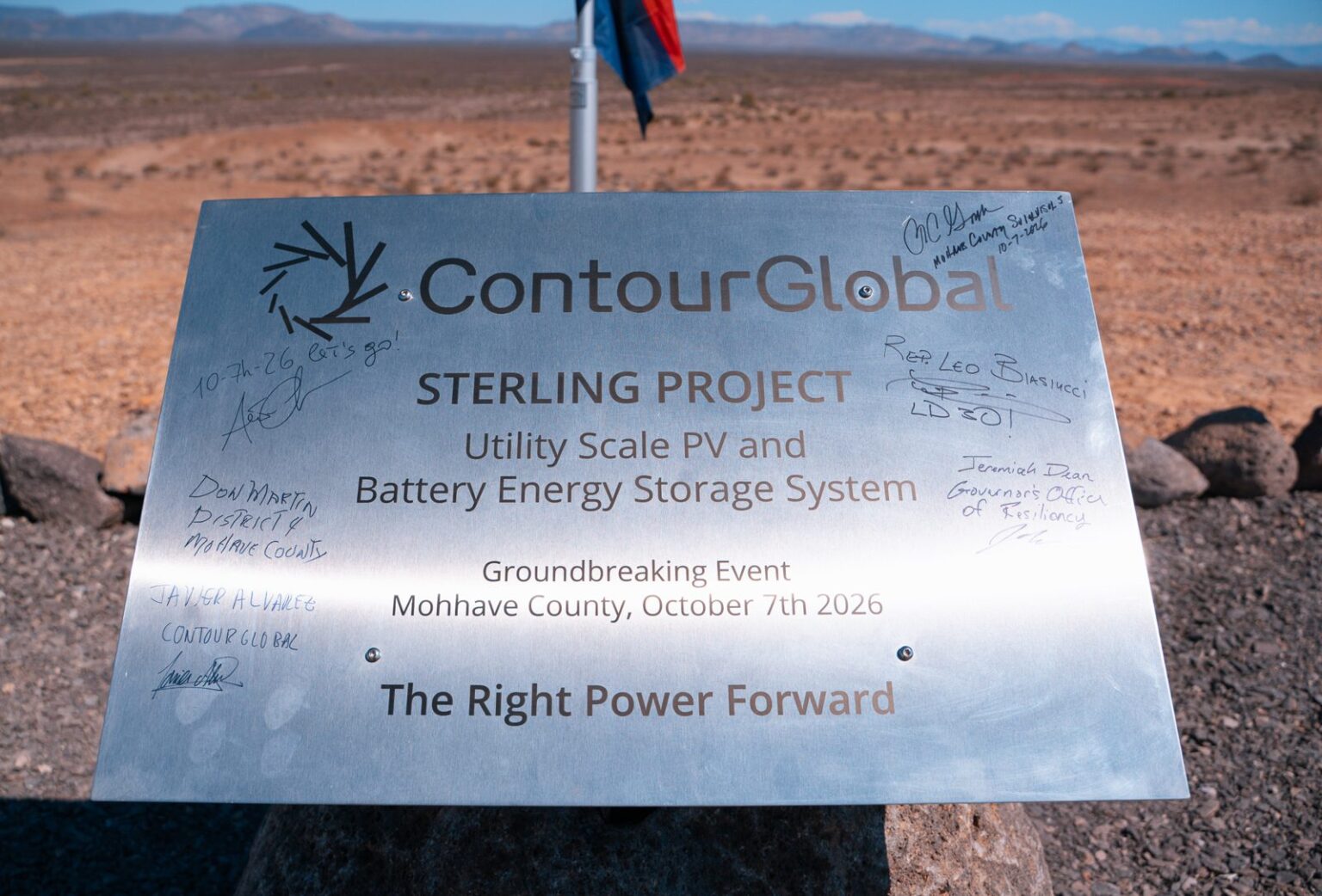 ContourGlobal Sterling Project plaque signed by company leaders and Arizona officials in the Mojave Desert